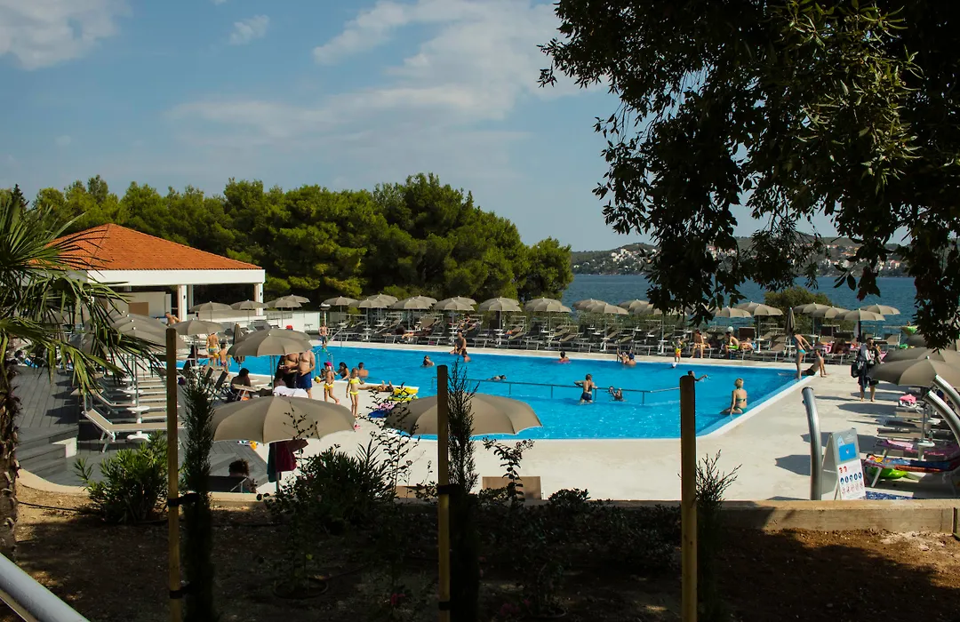 Hotel Medena-1